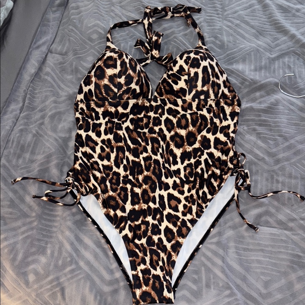 Leopard Print Halter One-Piece Swimsuit